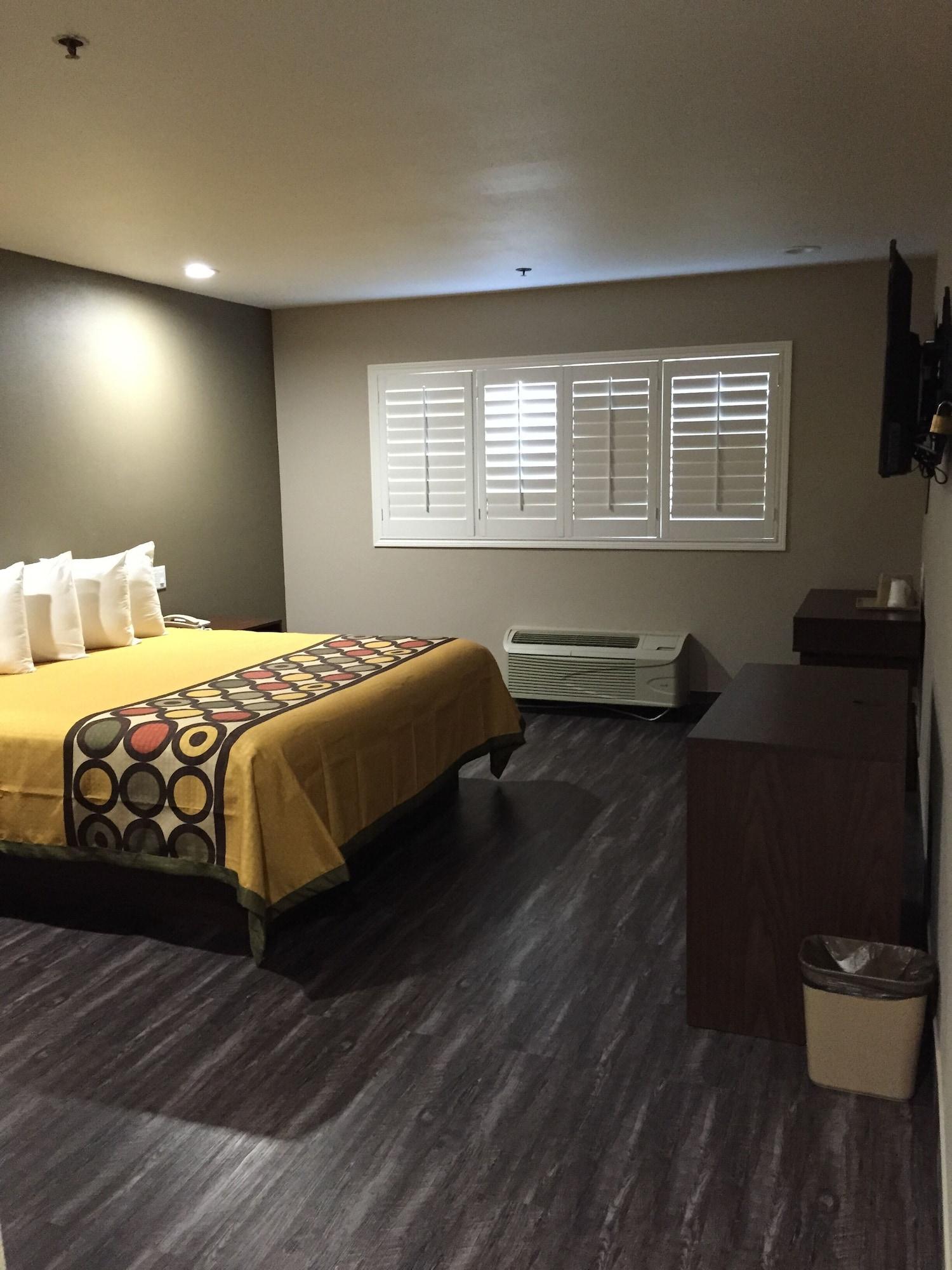 Super 8 By Wyndham National City Chula Vista Екстер'єр фото