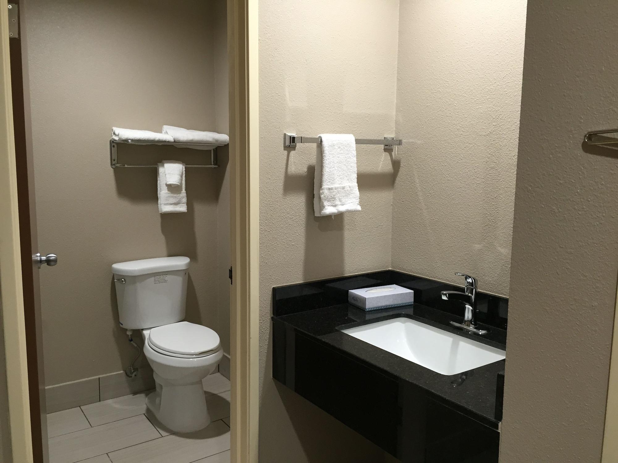 Super 8 By Wyndham National City Chula Vista Екстер'єр фото