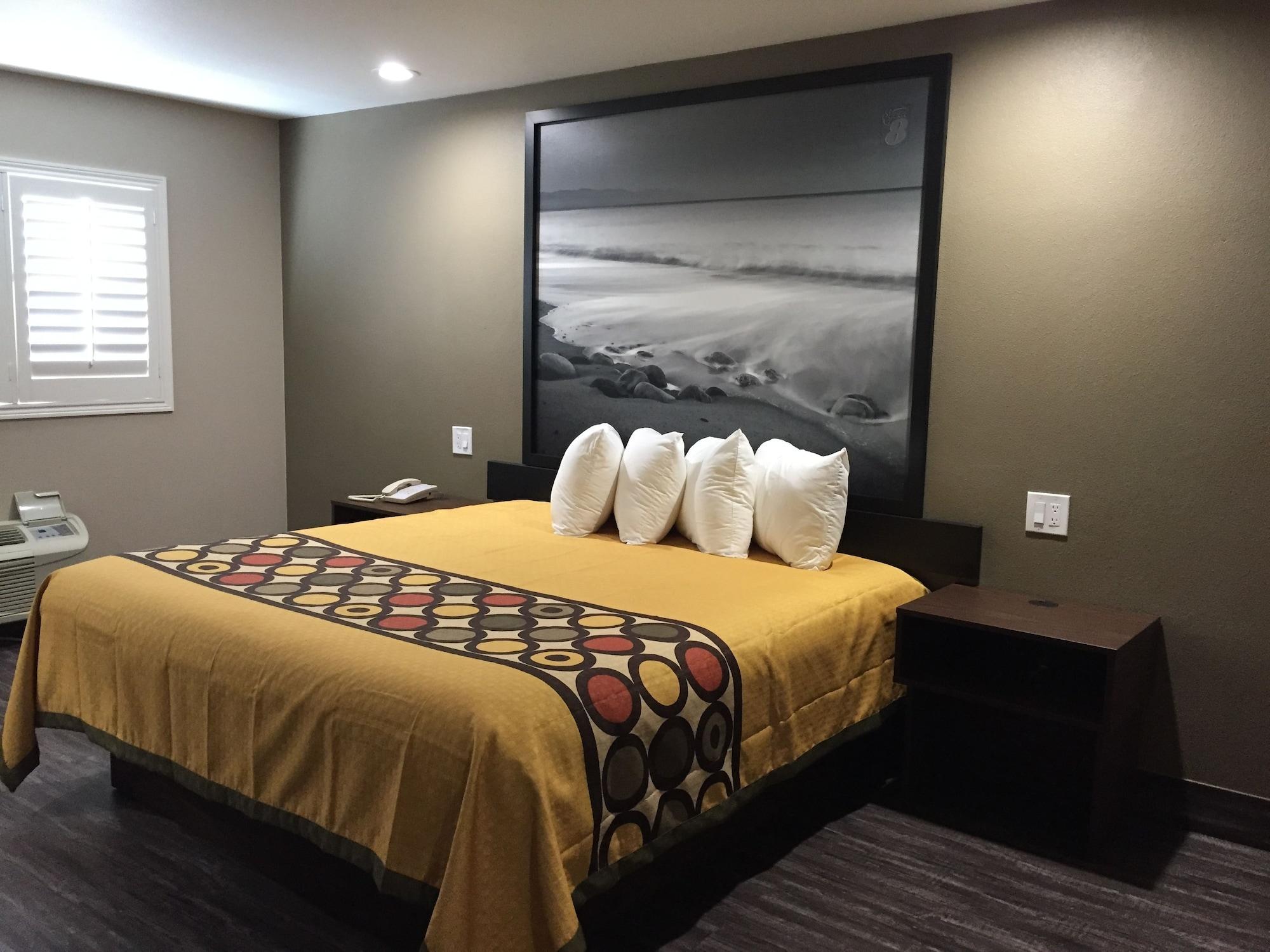 Super 8 By Wyndham National City Chula Vista Екстер'єр фото