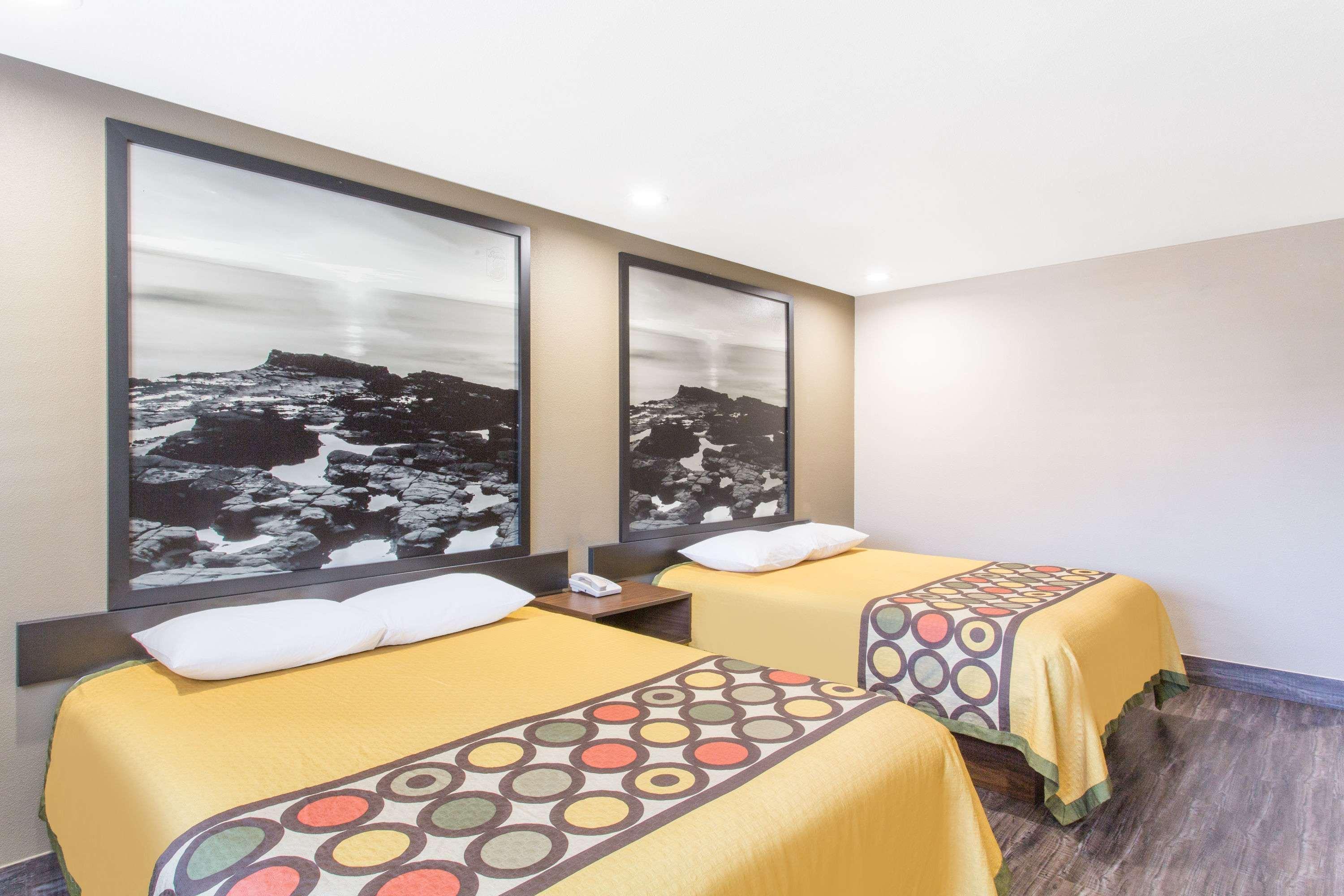 Super 8 By Wyndham National City Chula Vista Екстер'єр фото
