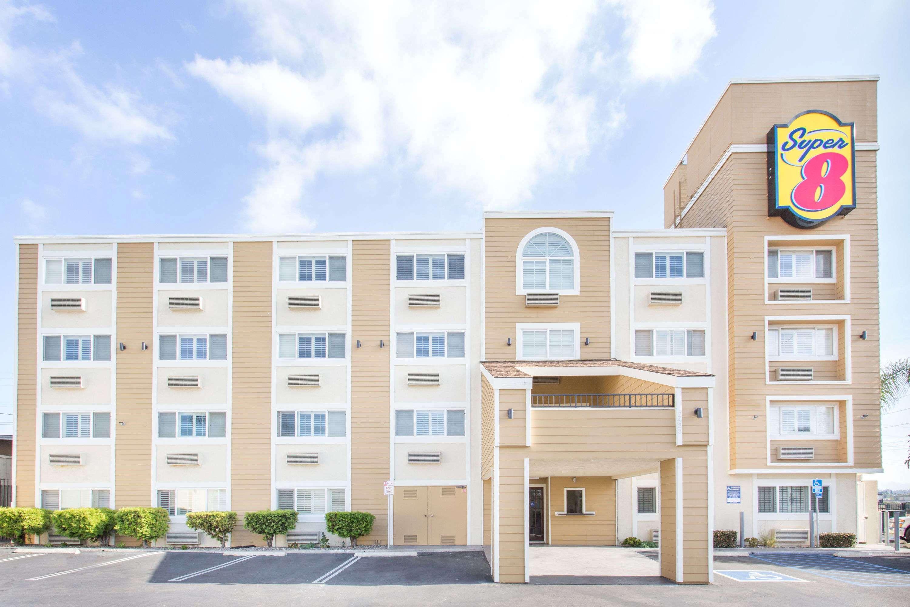 Super 8 By Wyndham National City Chula Vista Екстер'єр фото