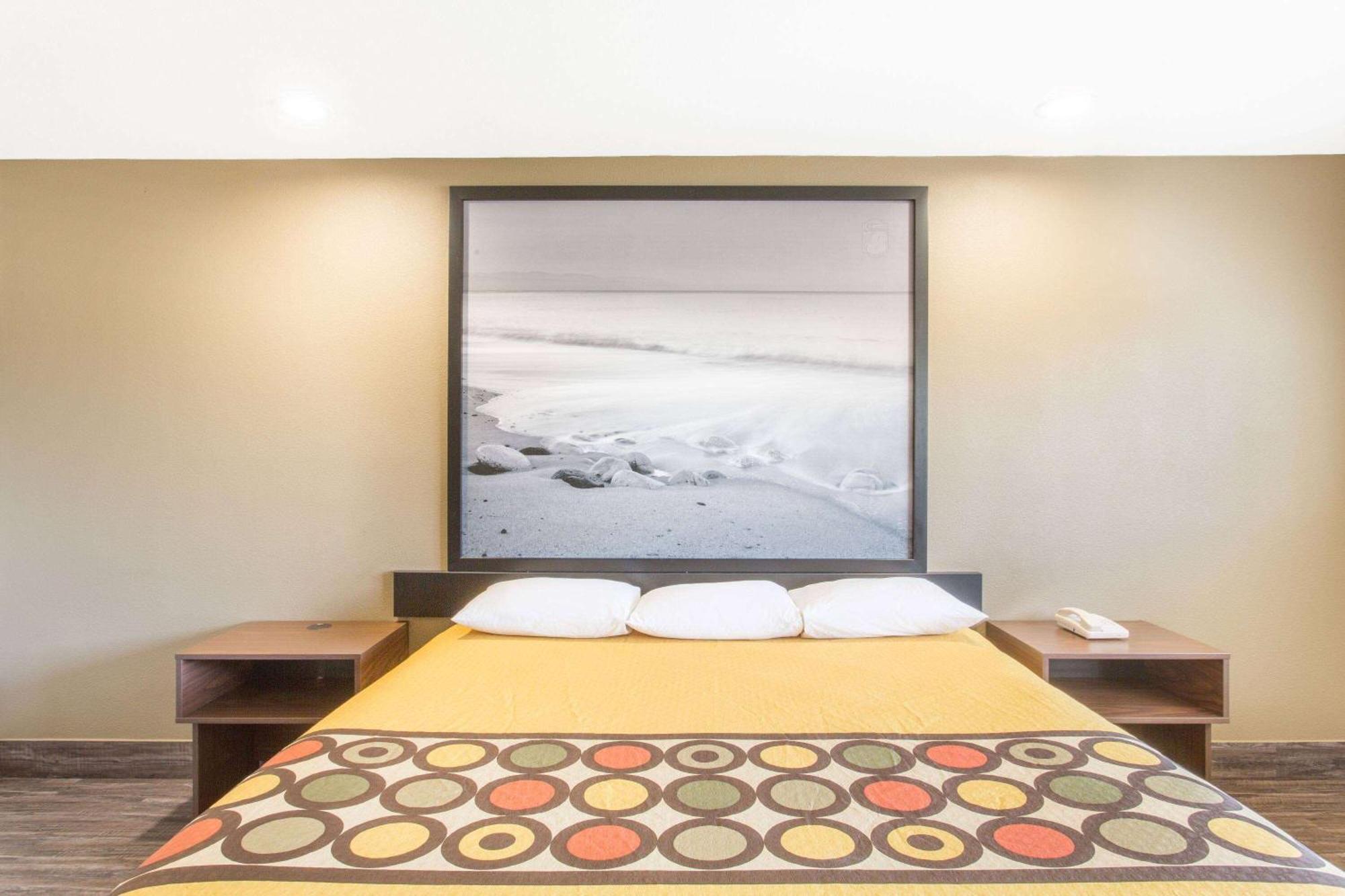 Super 8 By Wyndham National City Chula Vista Екстер'єр фото